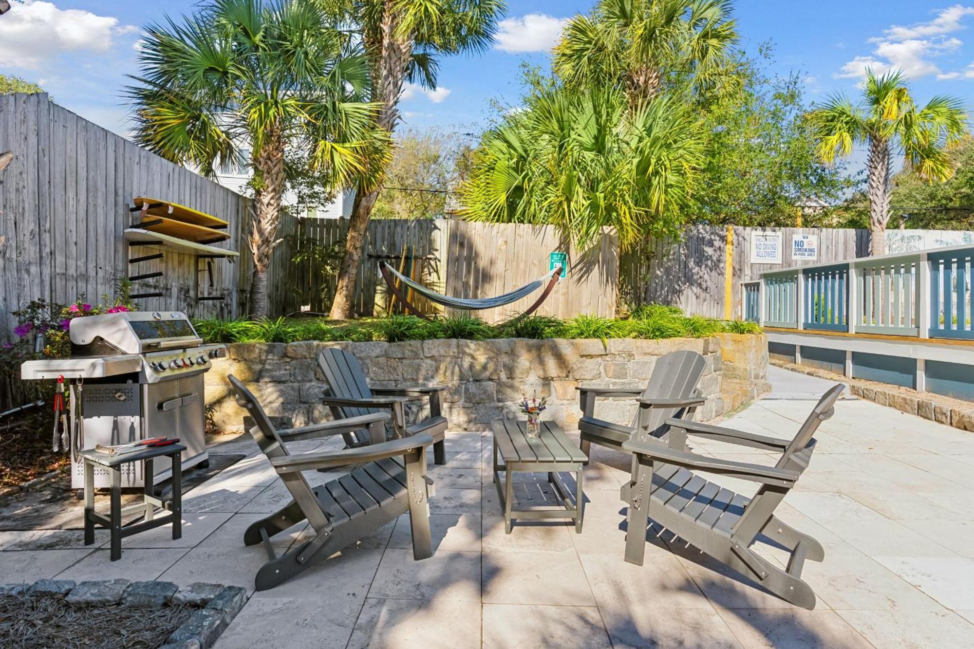 Folliday Inn - The Ariston - Room 34 Folly Beach Exterior photo